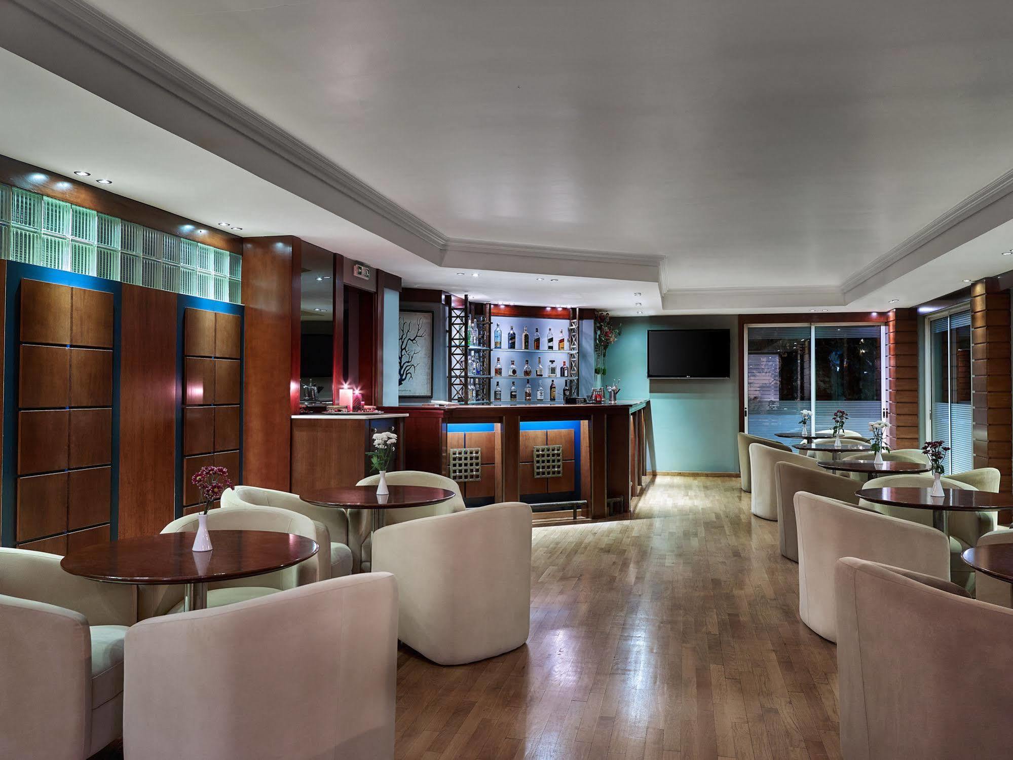 Blazer Suites Hotel Atenas Exterior foto